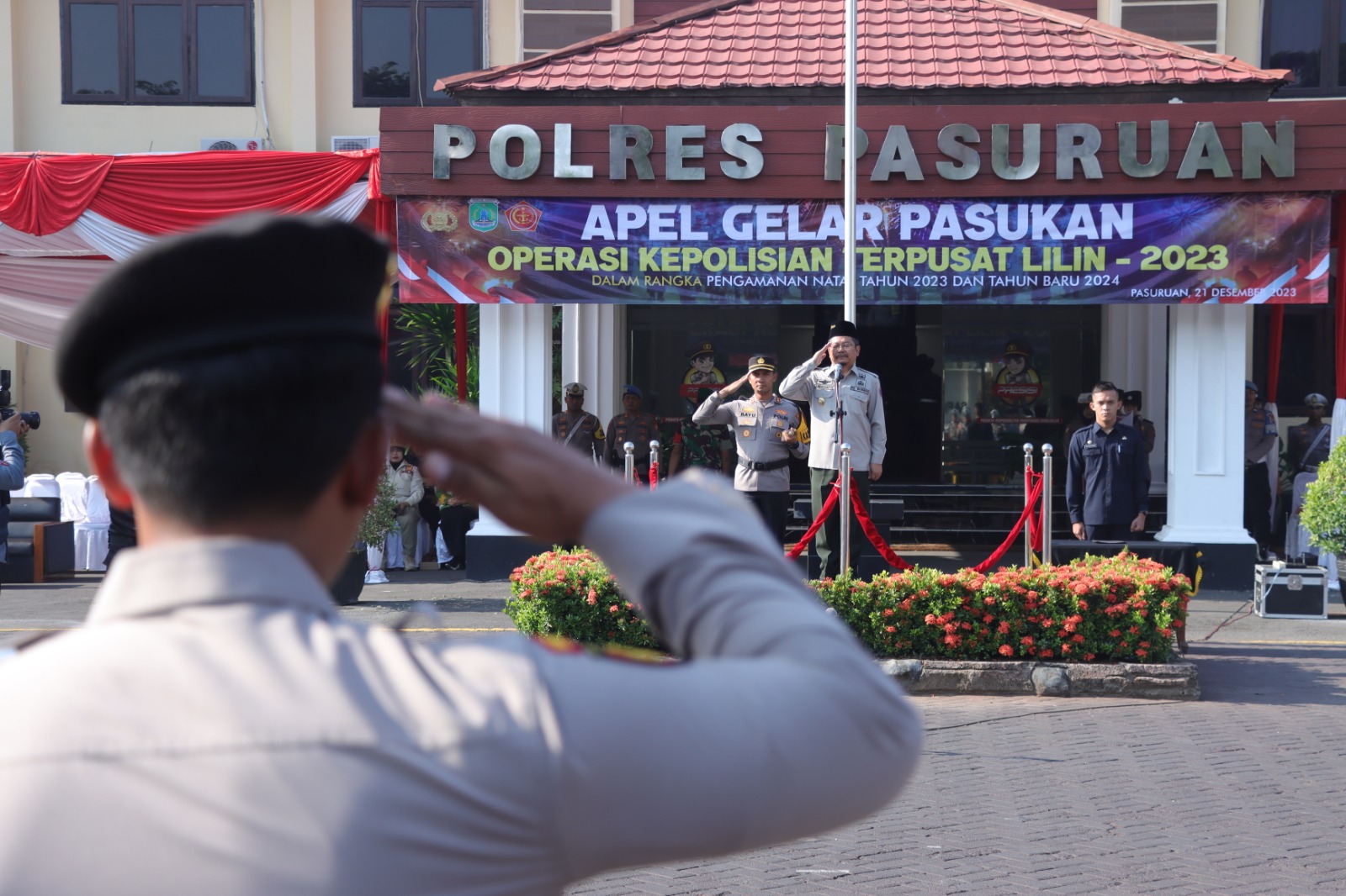 Wujudkan Nataru Kondusif, Polres Pasuruan Melaksanakan Apel Gelar Pasukan Operasi Kopolisian Terpusat Lilin 2023