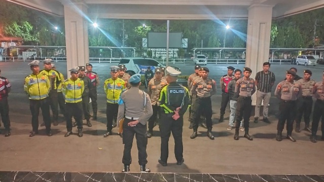 Polres Pasuruan Gelar Patroli Skala Besar dan Dakgar Ops Zebra Semeru 2024.