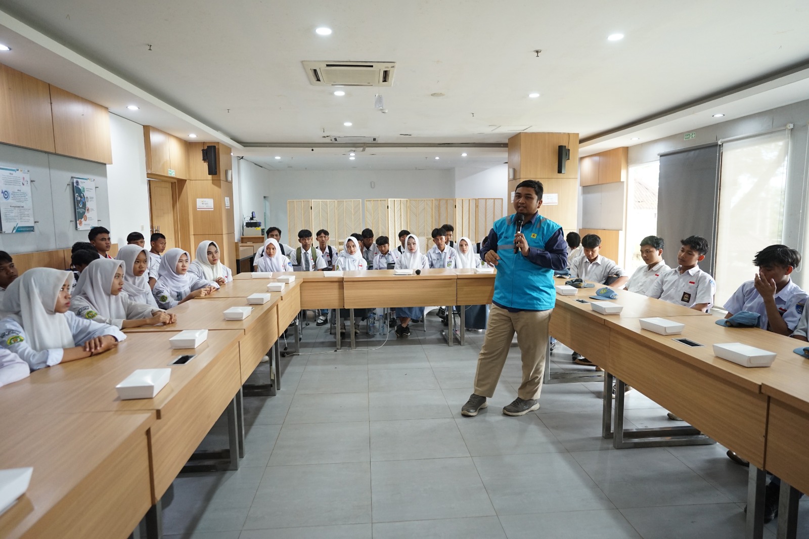 Semarak Memperingati Hari Pendidikan Nasional, PLN Indonesia Power UBP Banten 3 Lontar Terima Kunjungan Edukatif SMK Al-Falahiyah