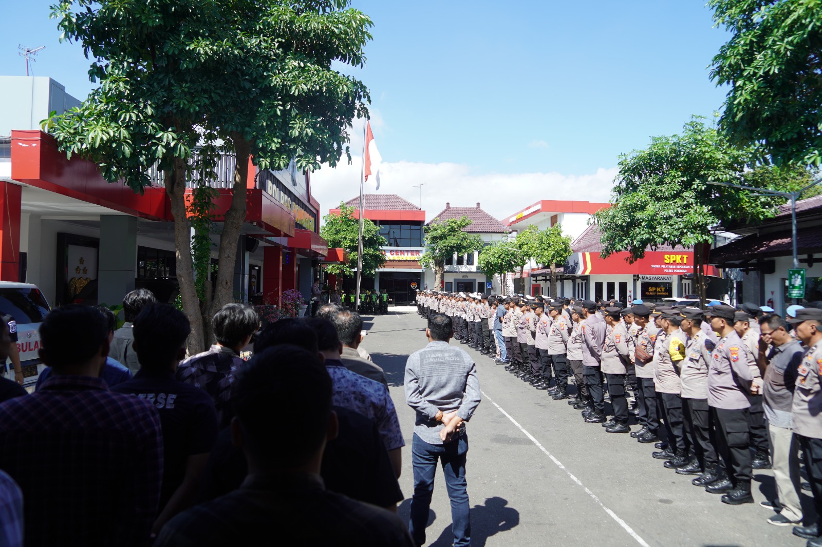 Polres Ponorogo Terjunkan 430 Personel Amankan Kirab Pusaka Grebeg Suro 2025