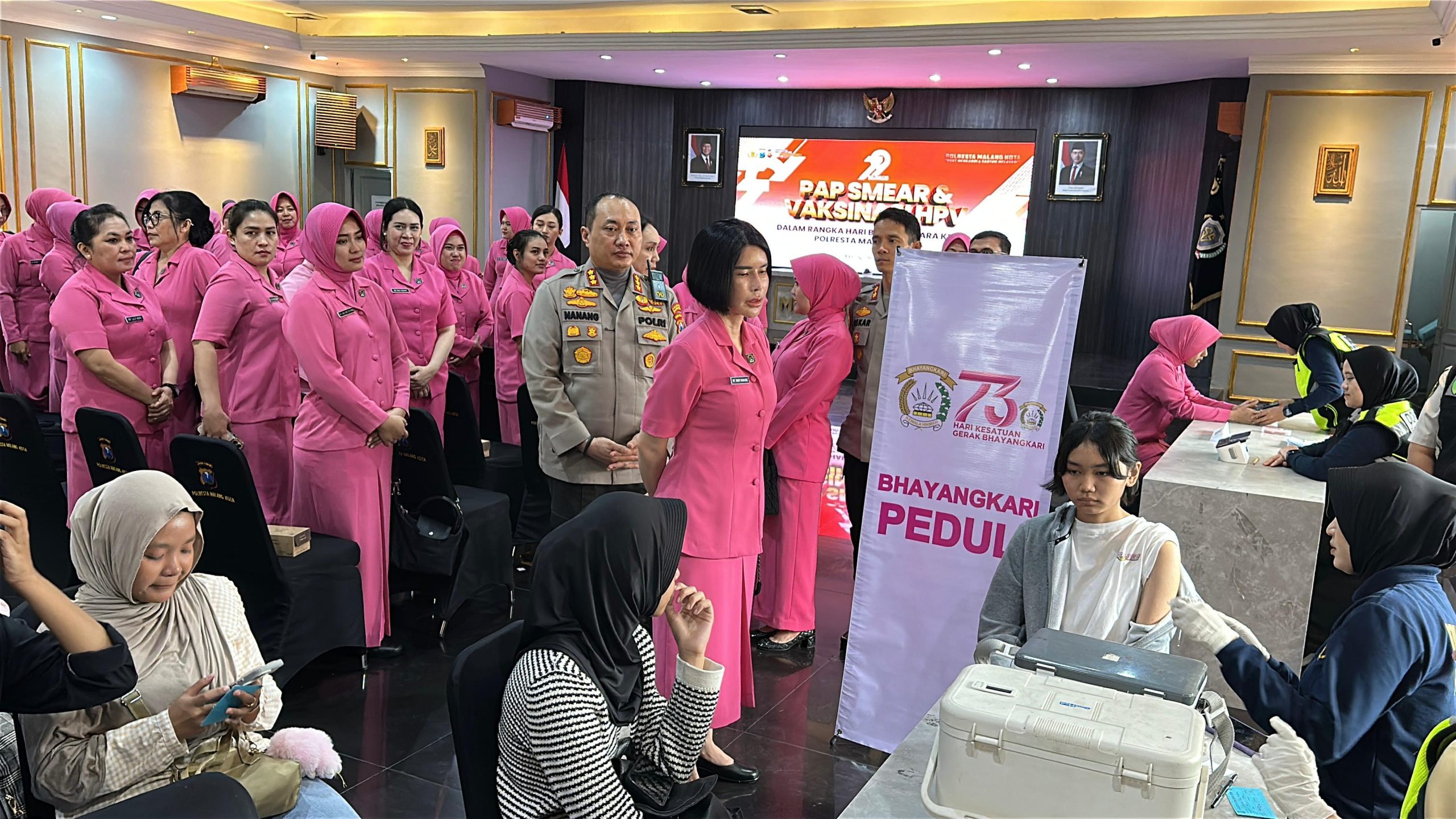 Hari Bhayangkara ke-79 dan HKGB ke-73, Polresta Malang Kota Beri Layanan Vaksin HPV Gratis Bagi Kaum Perempuan