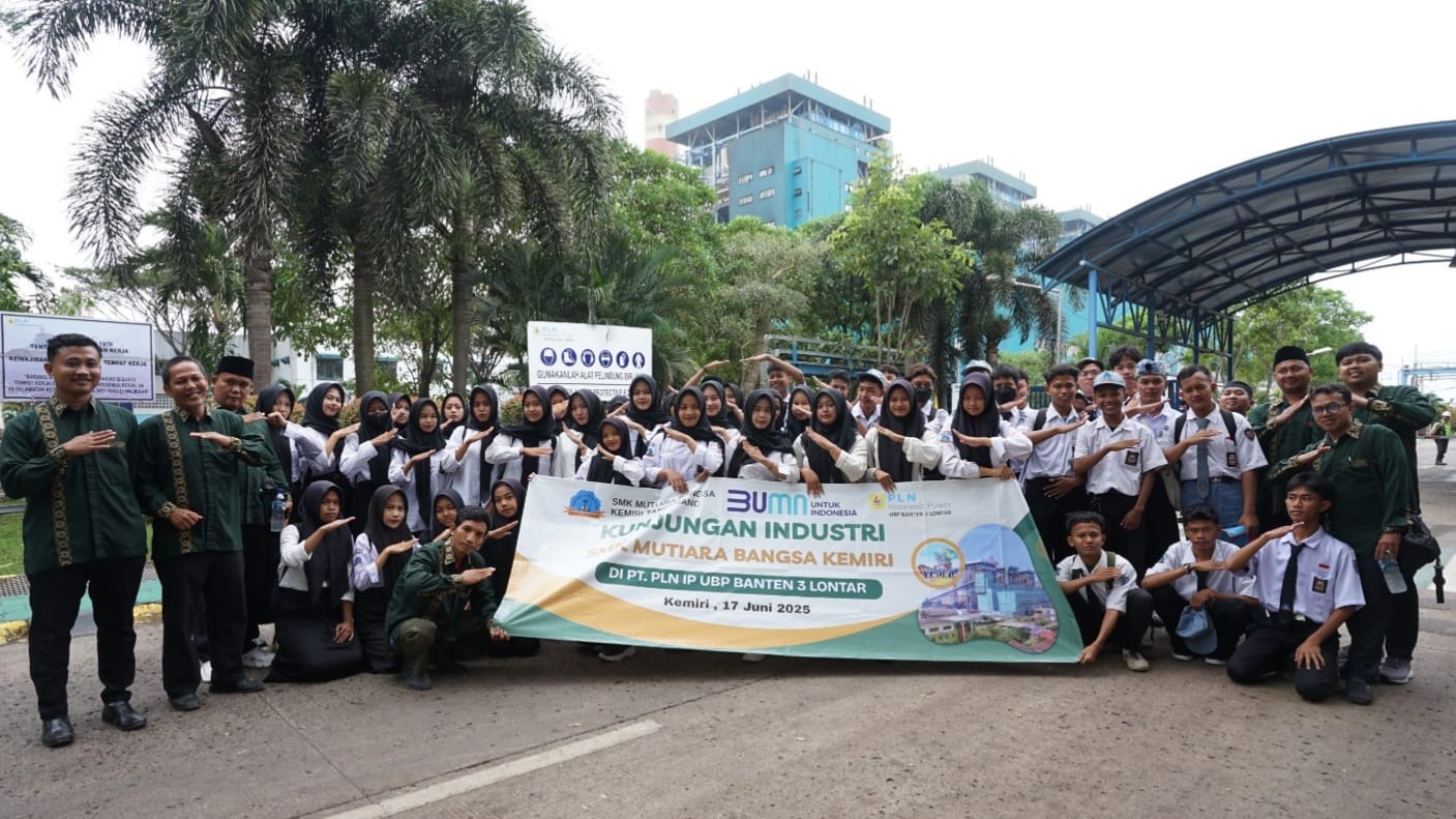 Eksplorasi Dunia Listrik, SMK Mutiara Bangsa Kemiri Kunjungi PLN Indonesia Power UBP Lontar