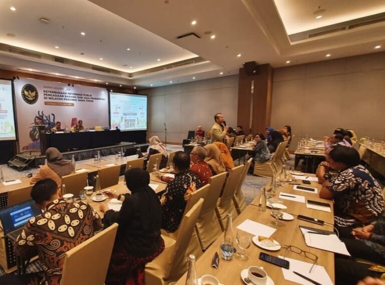 polkam dorong transparansi pengadaan barang dan jasa di jawa timur img 20251101 wa0018 1 768x569