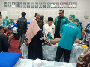 Shobih Asrori beserta Ketua HPPEI Meninjau Langsung Proses Khitan Gratis