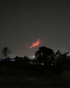 Kebakaran Lereng Arjuna tampak dari Pandaan